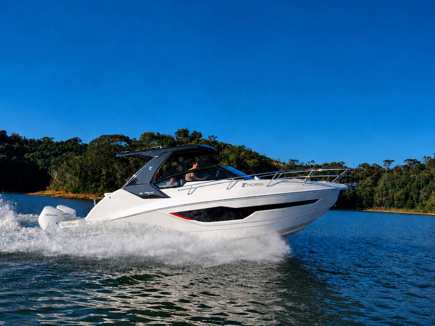 Ross Mariner lança C250 Ryder e apresenta cinco embarcações em Itajaí