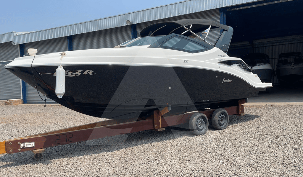 Fibrafort Focker 272 GTO Black Edition - Proa Aberta com 300 HP