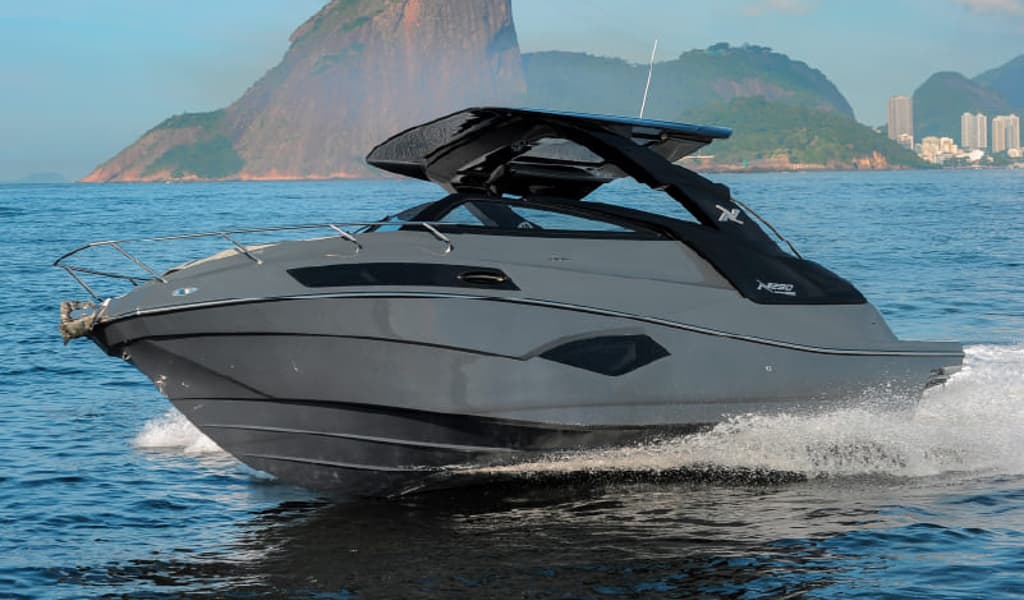 NX Boats NX 290 Exclusive Edition - Cabinada com 350 HP 8.9 pés