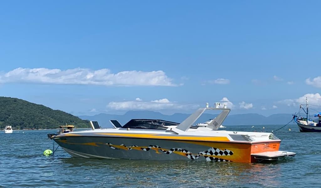 Intermarine Cigarette 36 - Outros com 300 HP 10.97 pés