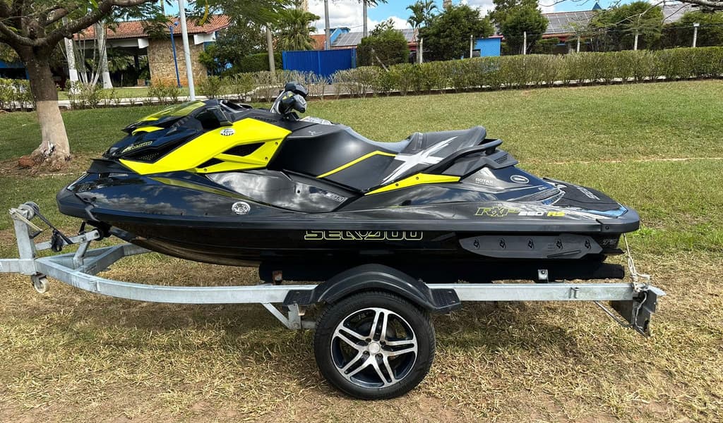 BRP - Sea Doo RXP-X 260-RS - 2 Lugares | Bombarco