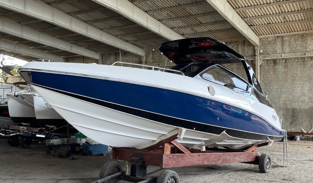 Azov Yachts Z260 OPEN - Proa Aberta com 300 HP 8.42 pés | Bombarco