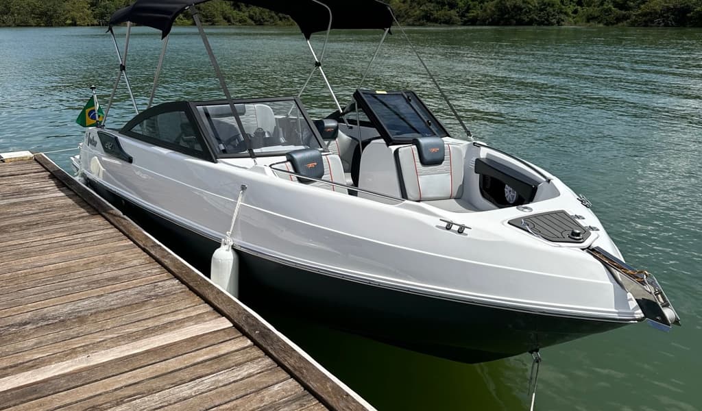 Fibrafort Focker 212 - Proa Aberta com 115 HP 6.73 pés | Bombarco