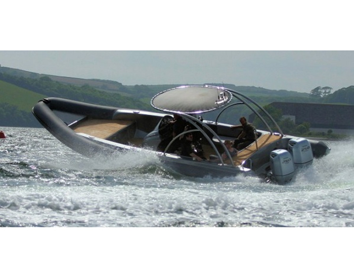 V-Type lança novo barco de apoio HYST