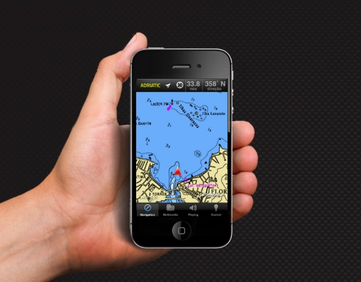 Adriatic da Sysmatine controla sua lancha por iPhone e iPad