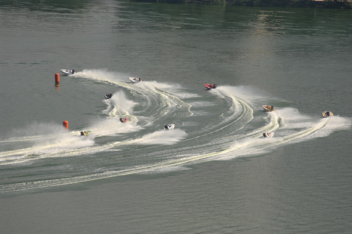 Stock Boat Class One é atração em Balneário Camboriú