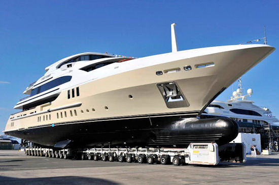 Benetti apresenta superyacht Lady Candy