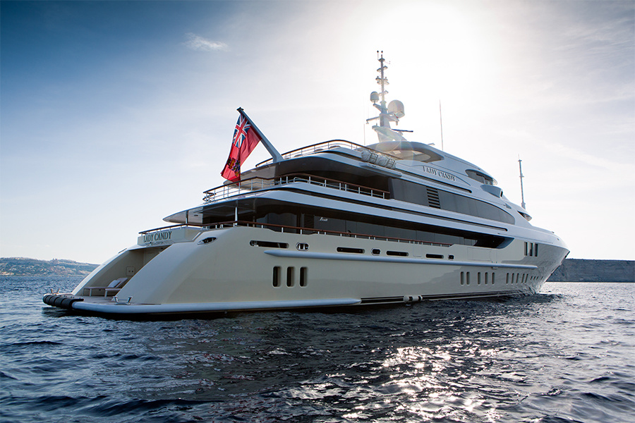 Benetti lança megaiate de 56 metros