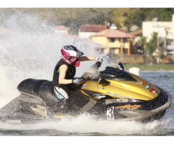 Brasileiro de Moto Aquática (Jet Ski): Brunna Luz promete arriscar mais na final