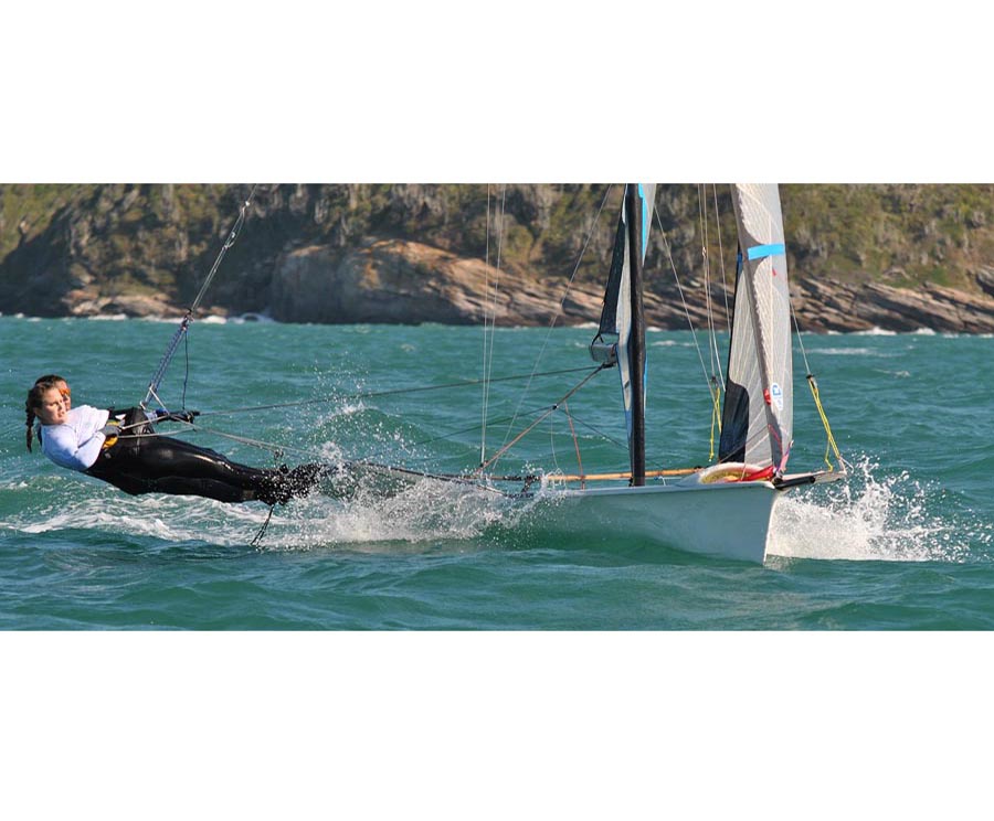 Búzios Sailing Week reúne mais de 200 velejadores nas disputas das regatas de monotipos