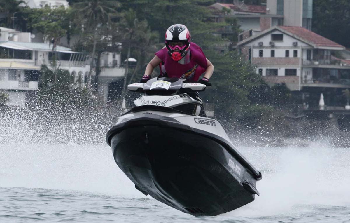 Campeonato Brasileiro de Moto Aquática (jet ski) marca volta oficial de Brunna Luz