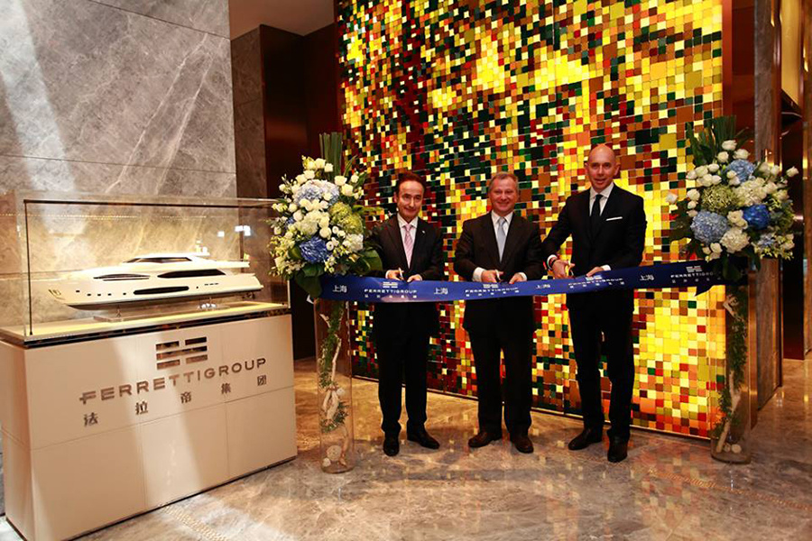 Ferretti Group inaugura showroom em Xangai