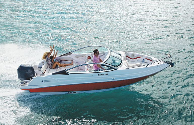Fibrafort apresenta Focker 240 2015