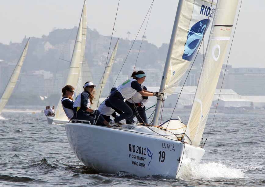 Martine Grael e Isabel Swan conquistam medalha de ouro nos Jogos Mundiais Militares