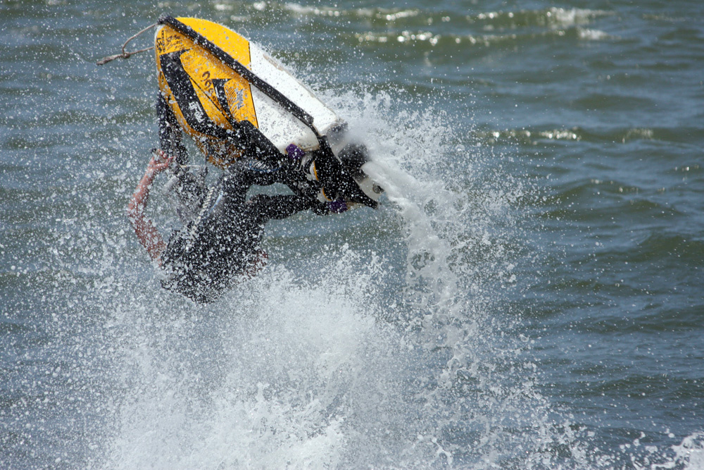 Octávio Bortocello se prepara para disputar o Jet Waves World Championship 