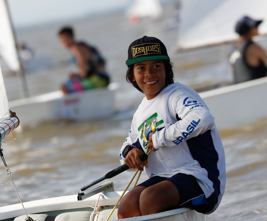 Optimist: Equipe brasileira chega à Itália para disputa do Mundial