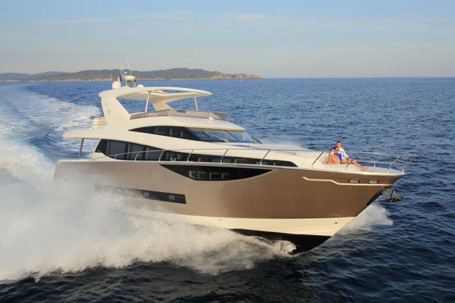 Prestige 750 é premiada em Cannes