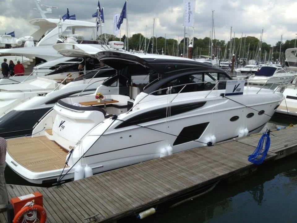 Princess Yachts apresenta nova Princess 48 no British Motor Yacht Show