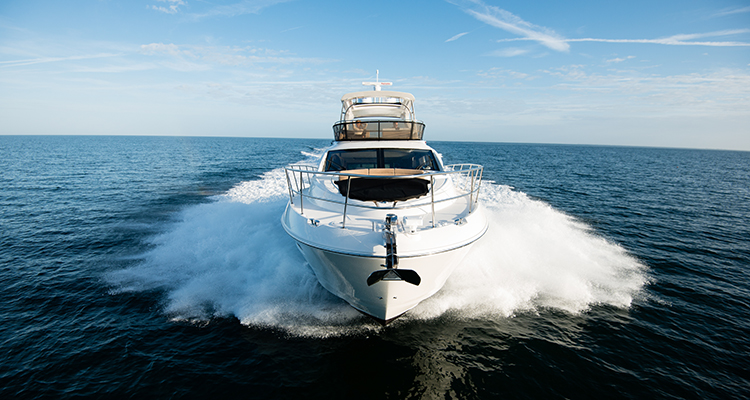 Sea Ray comemora sucesso de lanchas L-Class
