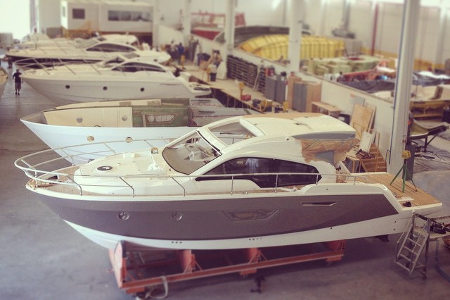 Sessa Marine Brasil divulga foto da nova lancha Sessa Cruiser 42