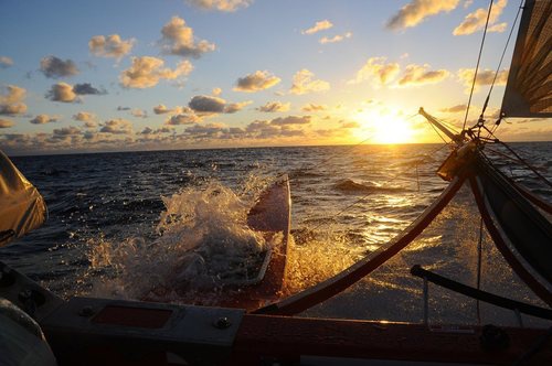 Travessia do Atlântico: Pandiani e Bely se aproximam de Cabo Frio
