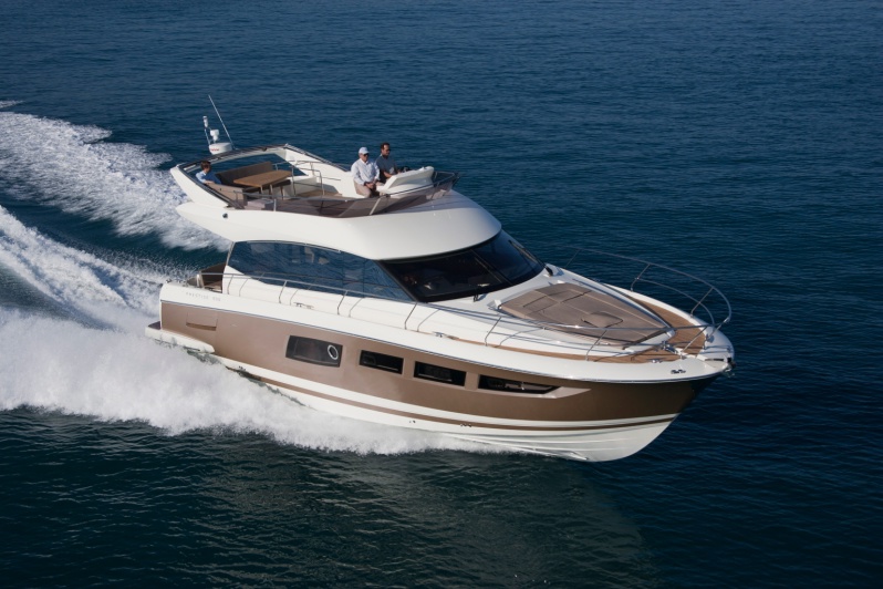Yacht Center Group recebe prêmio de Melhor Performance do Ano da Prestige