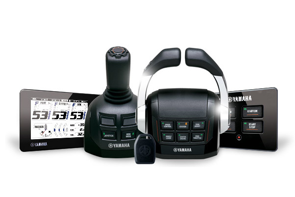 Yamaha apresenta Helm Master para conjunto de quatro motores de popa