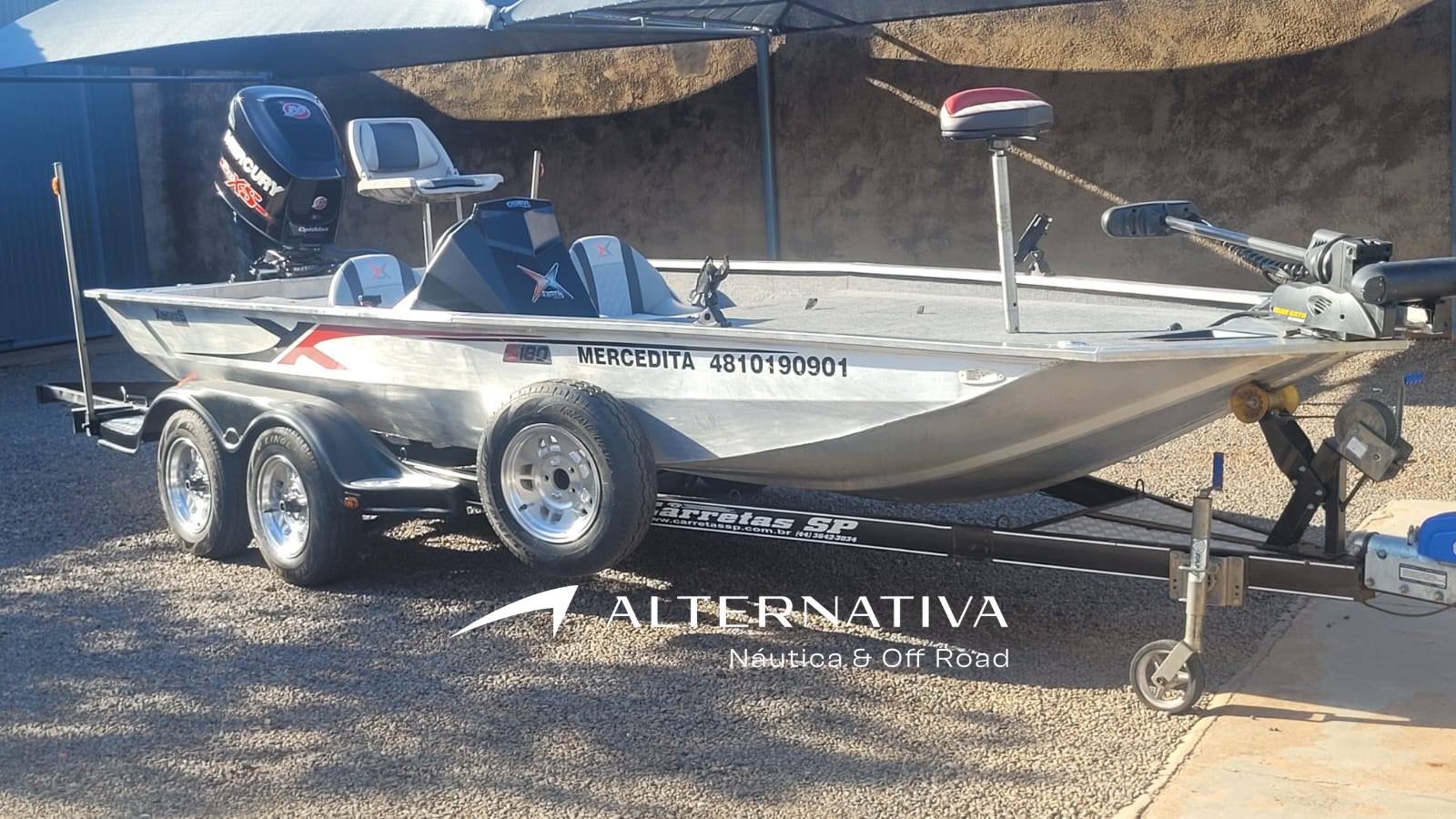 Xboats Bass S-180 - Bass Boat com 175 HP 5.6 pés | Bombarco